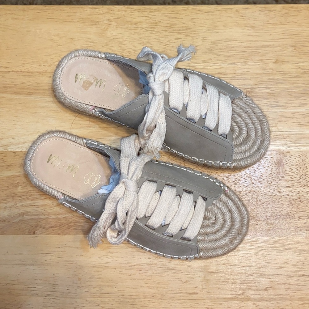 Mi.iM Elise Sandal in Gray